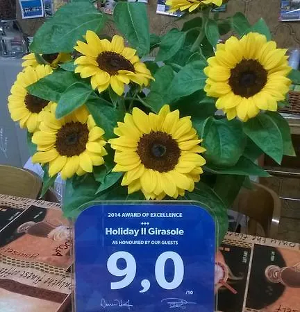 Nocleg ze śniadaniem Holiday Il Girasole 3*